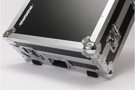 Magma DJ-Controller Workstation Four image 6