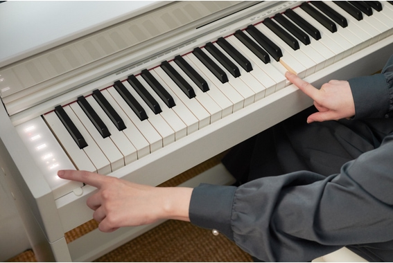 Casio Celviano AP-S450 WE Digitalpiano blanco Set CB-30 image 6