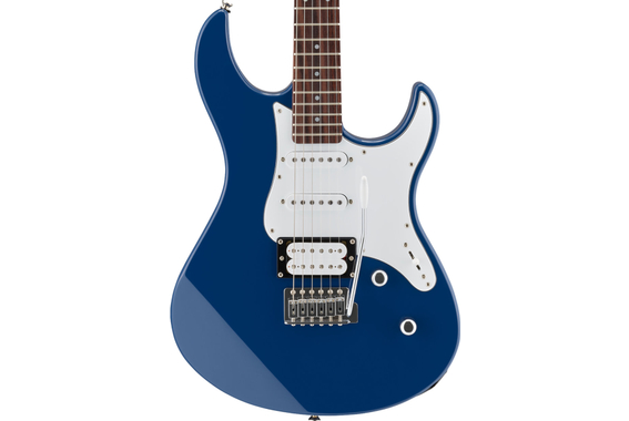 Yamaha Pacifica 112V United Blue Starter Set image 6
