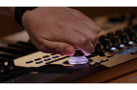 Yamaha Montage M7 Synthesizer image 6