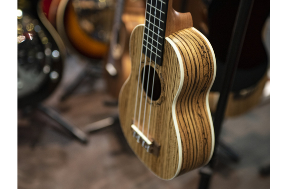 Dimavery UK-400 Sopraan-Ukulele "Zebrawood" image 6