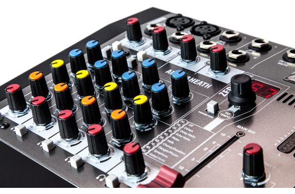 Allen & Heath ZED-6FX Kompakter Analogmixer image 6