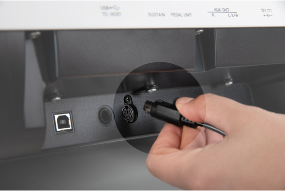 Yamaha DGX-670 WH Portable Piano Set Pedali Bianco image 7