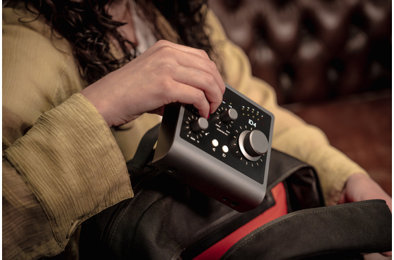 Audient iD4 MKII image 7
