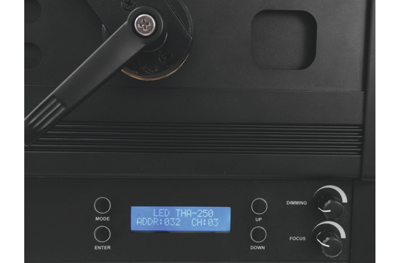 Eurolite Set 4x LED THA-250F + Case image 7