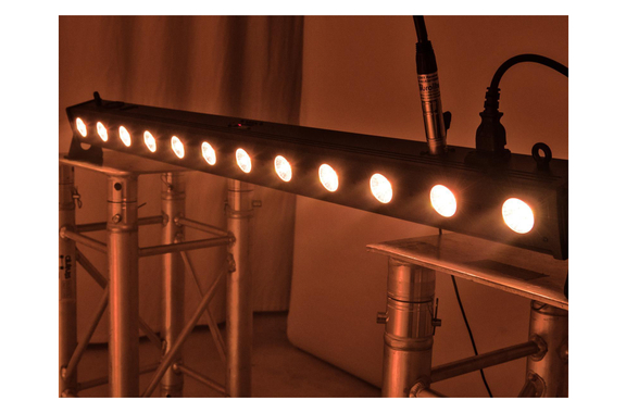 Eurolite LED BAR-12 QCL RGBA Striscia image 7