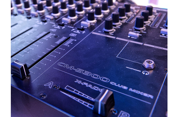Omnitronic CM-5300 Clubmixer image 7