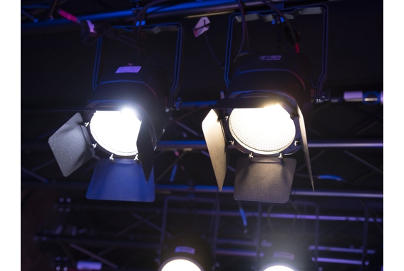 Eurolite LED Theatre COB 100 WW/CW Set de 2 image 8