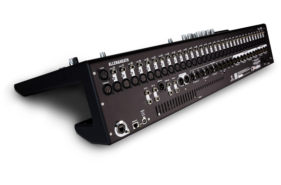 Allen & Heath QU-32C image 8