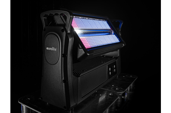 Eurolite LED IP Mega PIX Strobe 714 Swing image 8