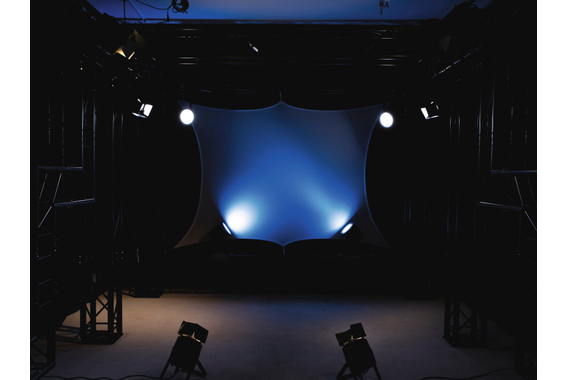 Eurolite LED Theatre COB 200 CW/WW image 9