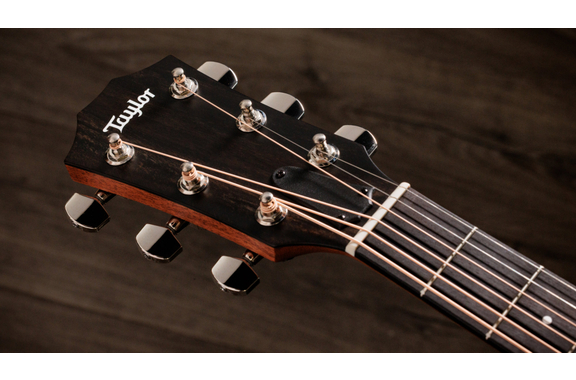Taylor 324ce Studio Special Edition Westerngitarre image 9