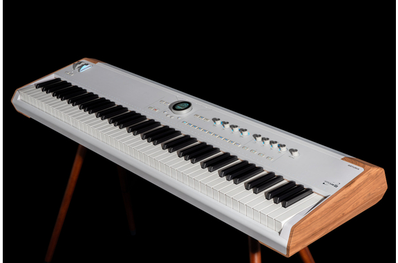 Arturia AstroLab 88 image 9