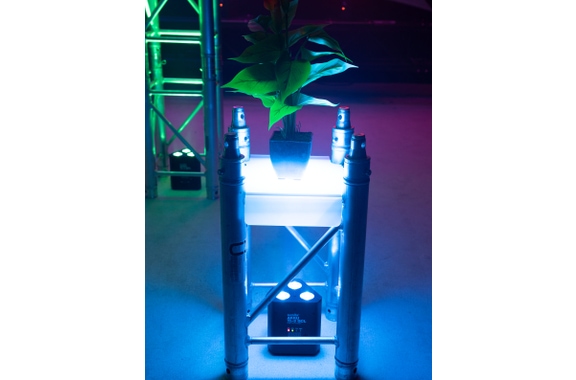 Eurolite Akku TL-3 QCL RGB+UV Trusslight image 9