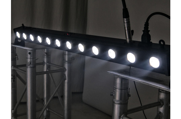 Eurolite LED Bar-12 QCL RGB+UV Barra QuickDMX Set image 9